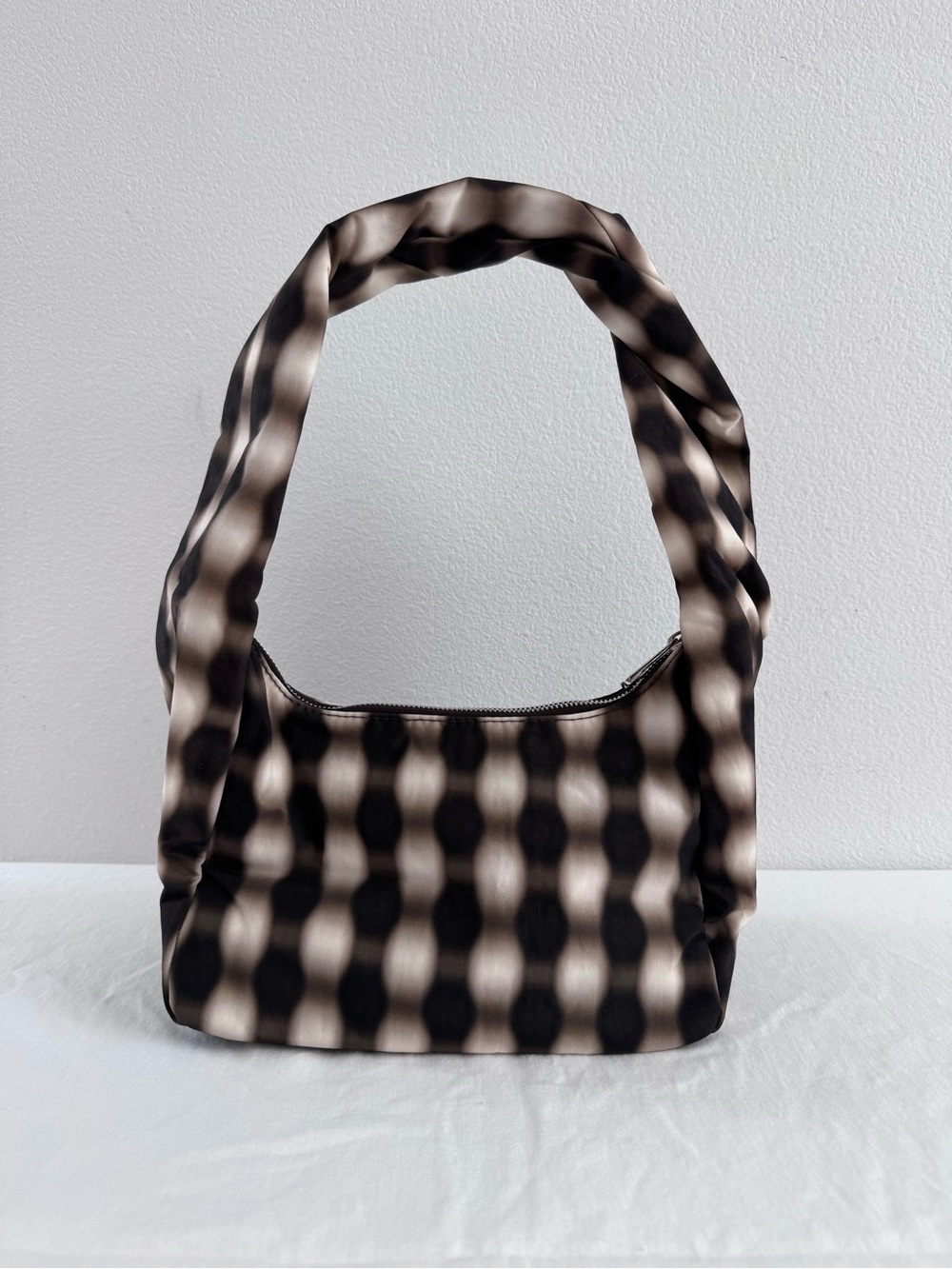 NWT Baggu Small Nylon Meringue Bag Blurred Gingham Brown